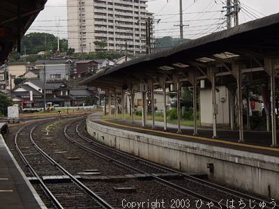 浜田駅から松江方を望む