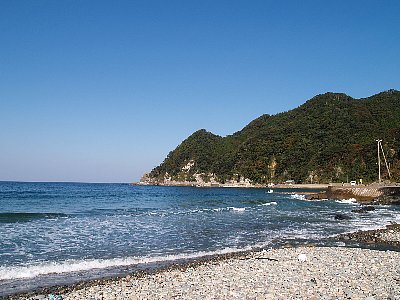 餘部の海岸